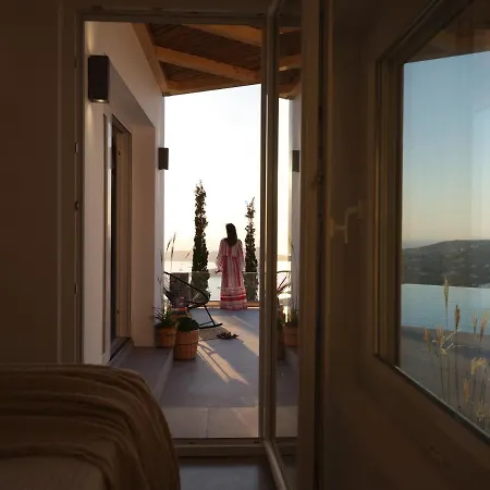 Infinity Sea View Hillside With Private Pool * パロス島