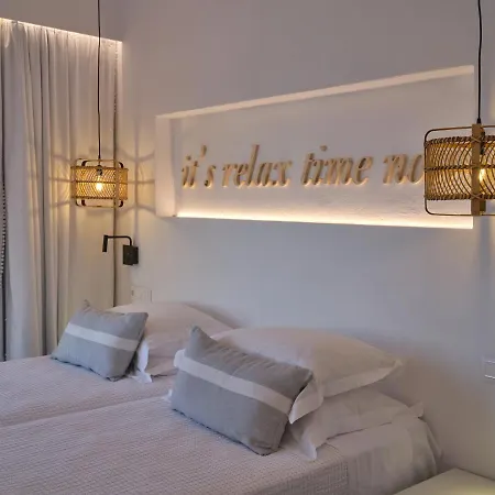 Infinity Sea View Hillside With Private Pool Páros