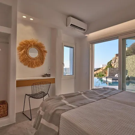 Infinity Sea View Hillside With Private Pool * パロス島