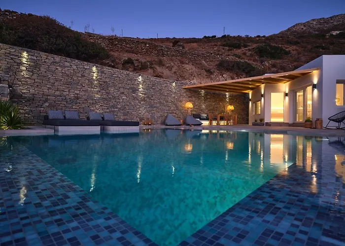 Vakantiehuis Infinity Sea View Hillside With Private Pool Páros