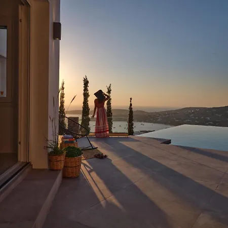 Infinity Sea View Hillside With Private Pool 度假居 *