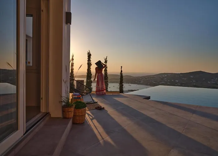 Infinity Sea View Hillside With Private Pool Semesterbostad *