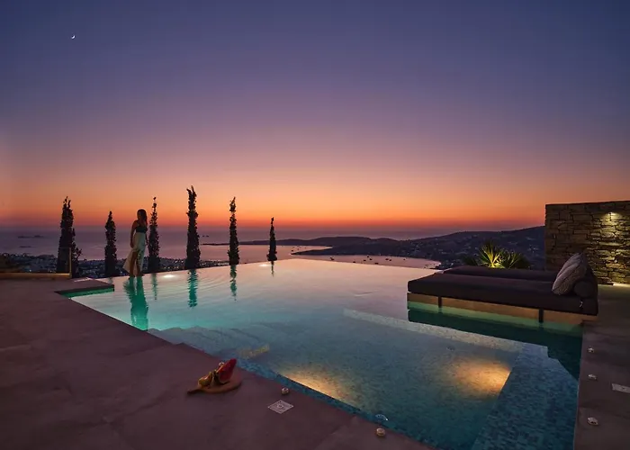 בית נופש Infinity Sea View Hillside With Private Pool